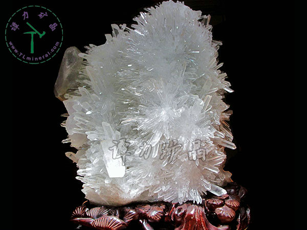 水晶-+重晶石-，42x28x16cm-四川省，金口河，新華村